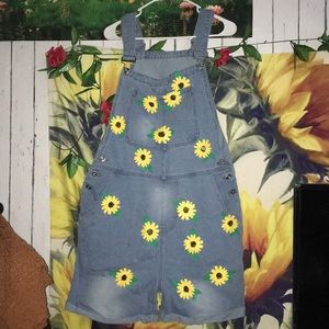 Vintage Sunflower overalls🌻